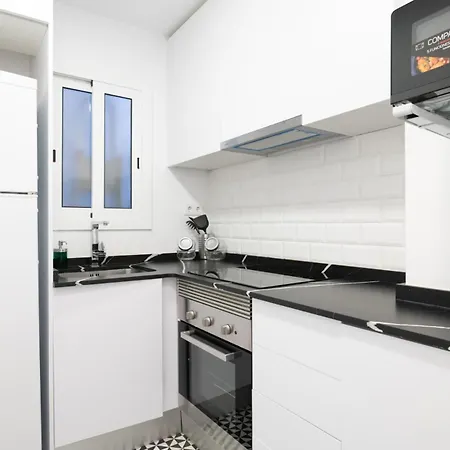 Apartamento Nuevo Con Encanto En Sagrada Familia-2